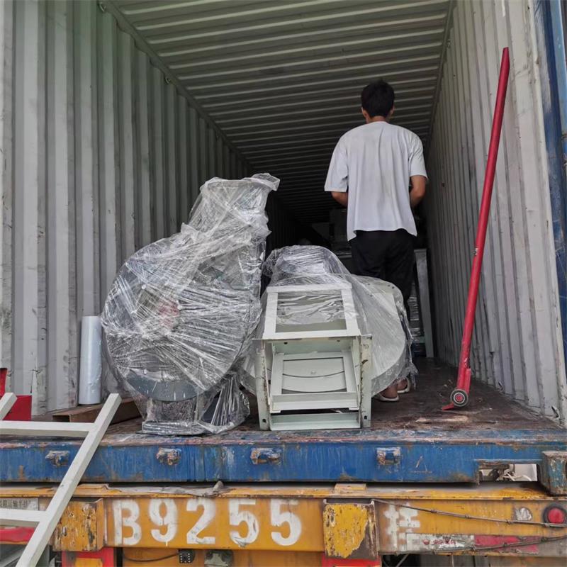 廢鋁塑破碎分選設(shè)備發(fā)貨圖..jpg